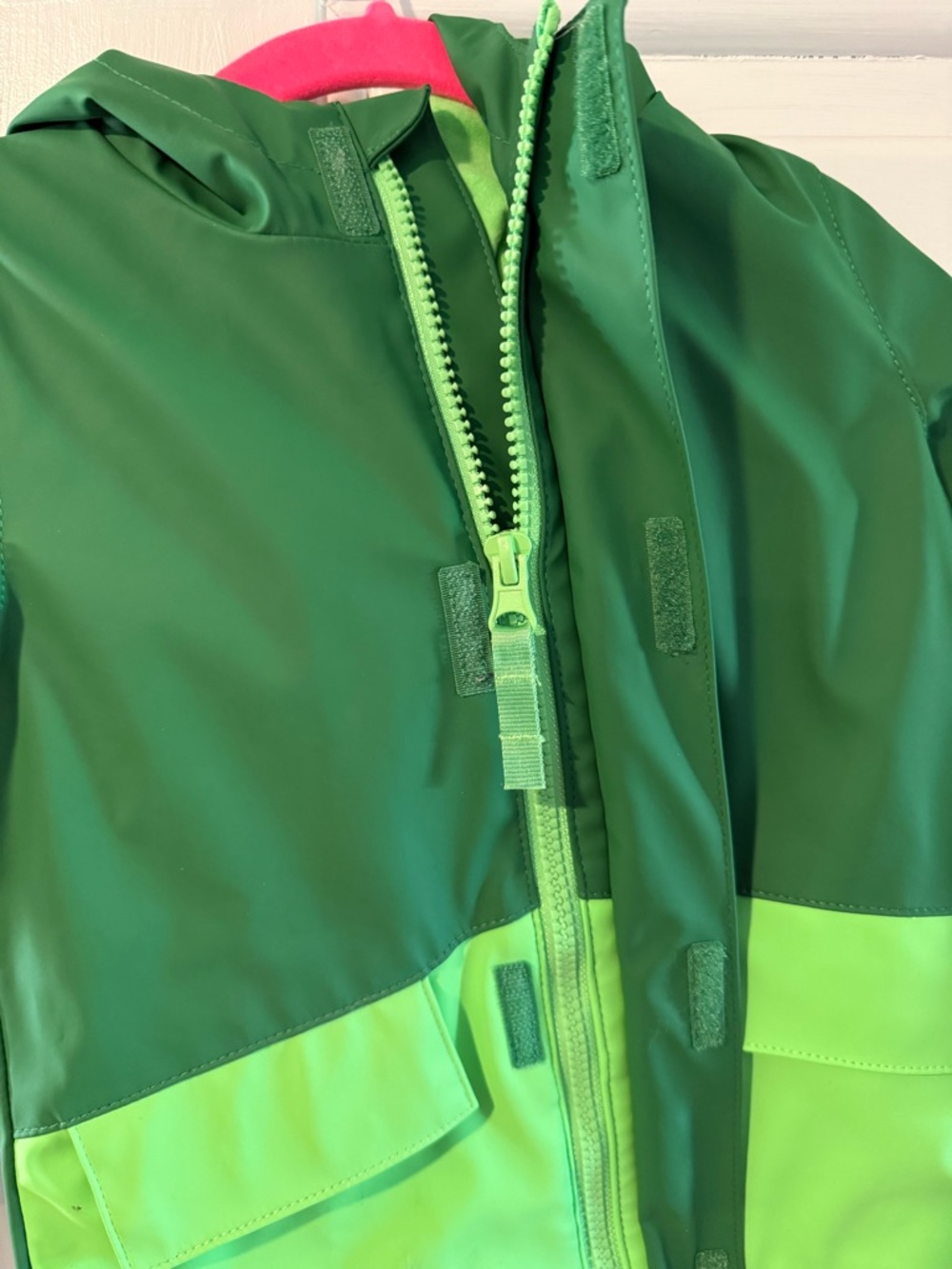 Kids Green Frog Rain Jacket - Picture 3 of 4
